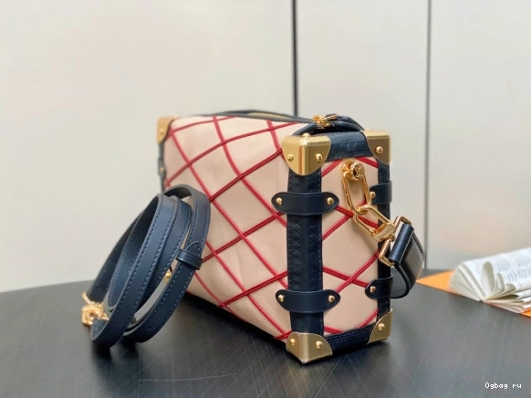 PM-21*14*6CM Trunk VUITTON LOUIS Side 0822